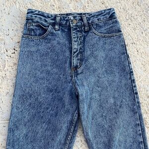 Guess Vintage 80’s High Waisted Acid Wash Jeans Size 28